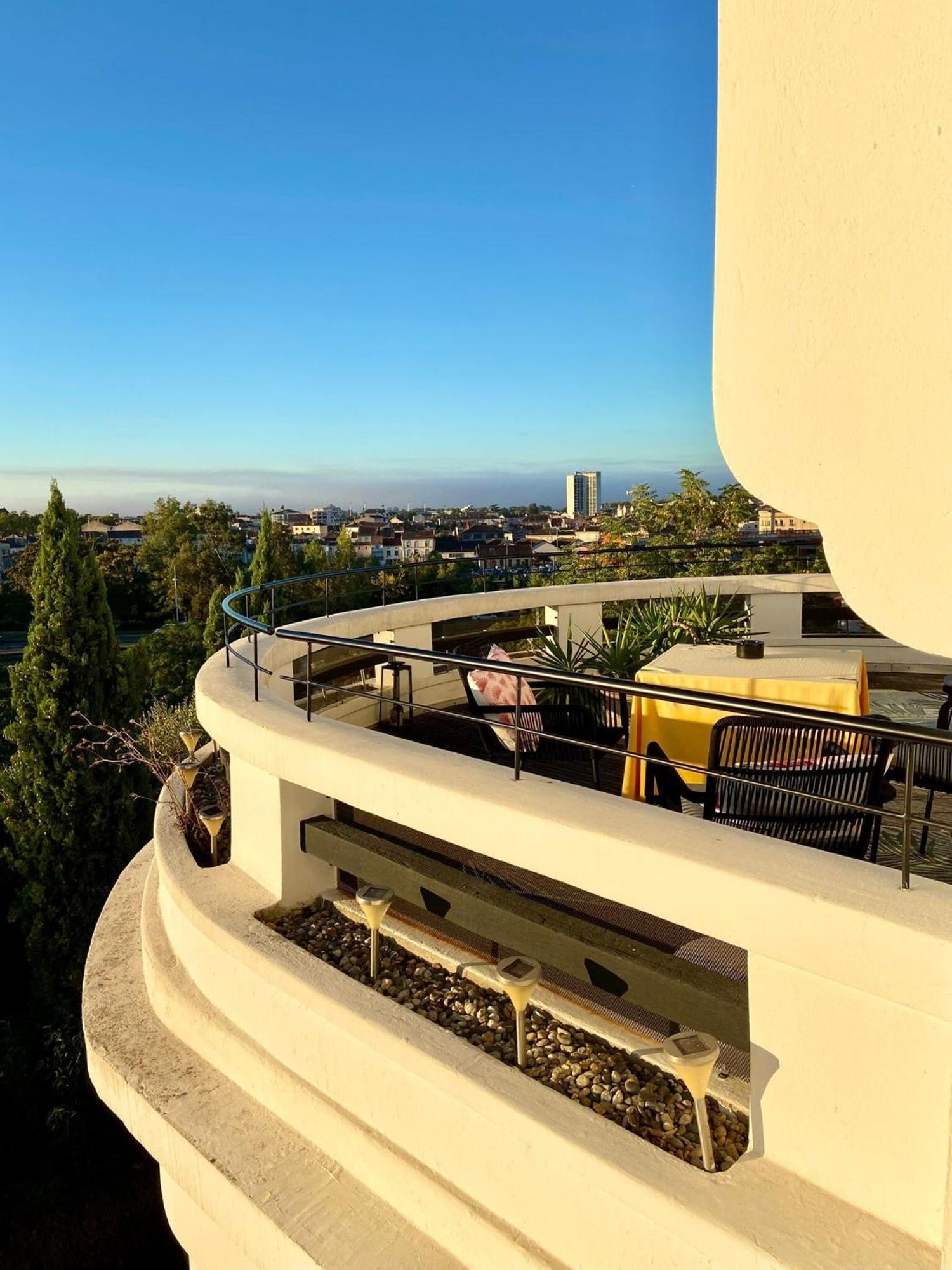 Quand La Ville Dort Agen Exterior foto